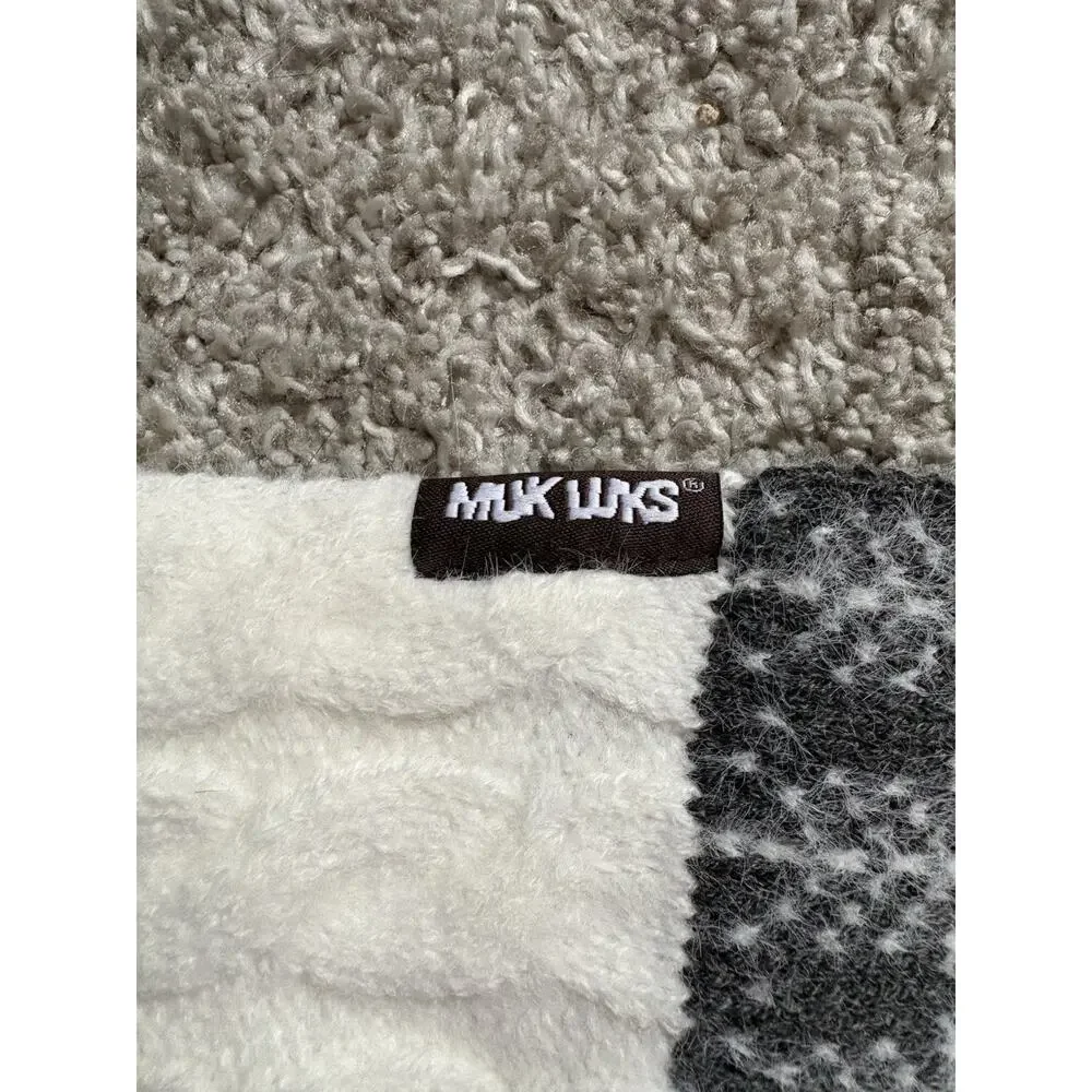 Muk Luks Women's Infinity Scarf Cable Knit White/Red/Black